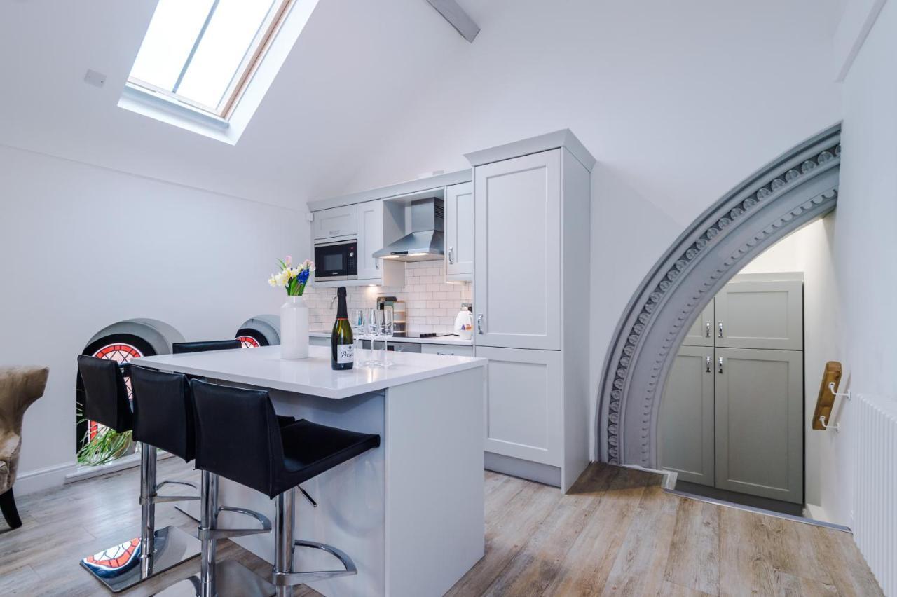 The Old Chapel Apartment Chester Esterno foto
