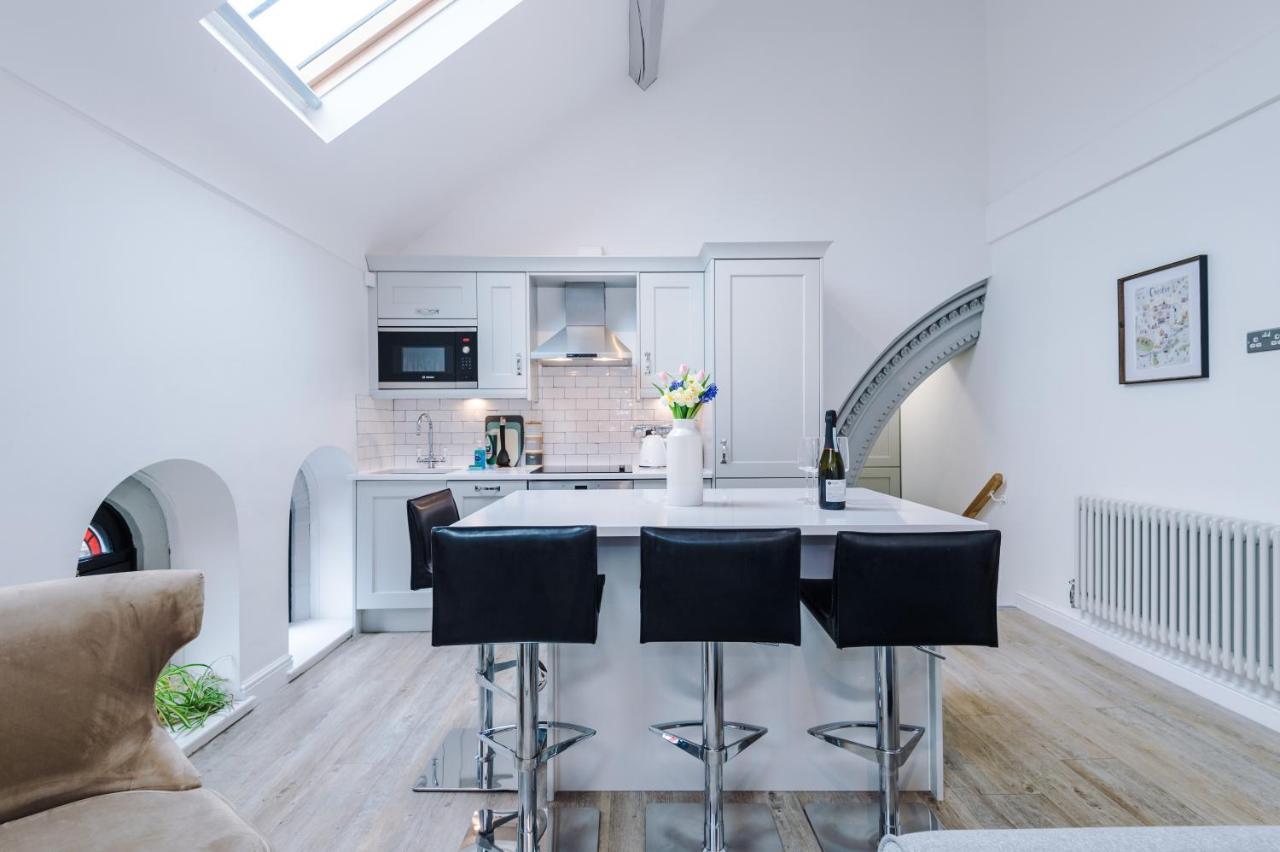 The Old Chapel Apartment Chester Esterno foto